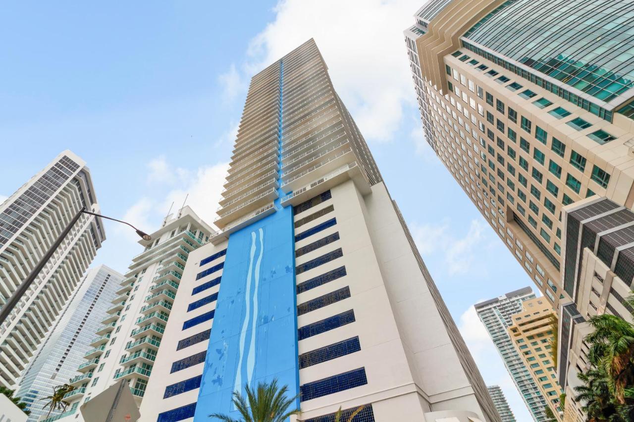 Myclub At Brickell Bay Miami